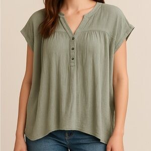 Umgee Oversized Sage Green Short Sleeve Small Blouse- NWT